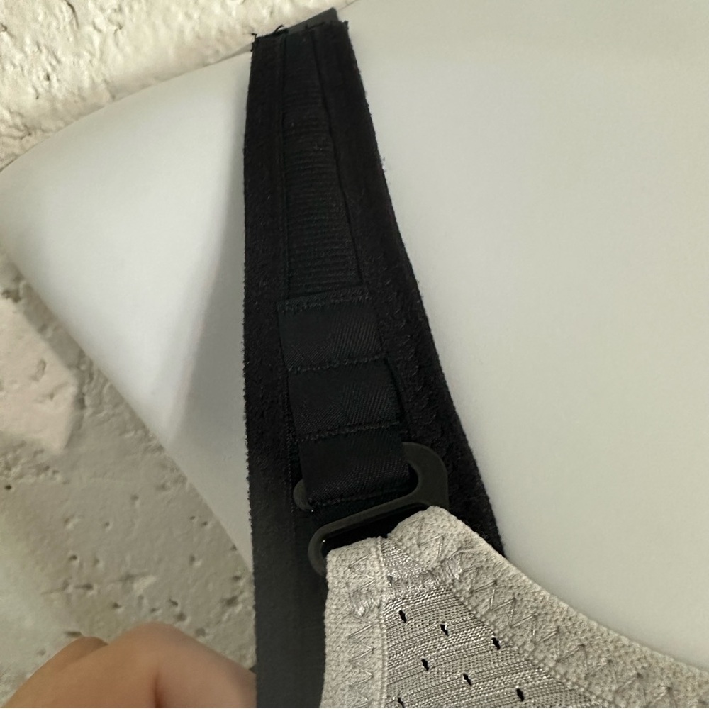 Glamorise Custom Control Sports Bra 34H Gray Black Wireless Workout Gym BH6 - Picture 3 of 6